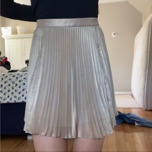 Vintage Club Monaco Gold Shimmer Pleated High Rise short Skirt